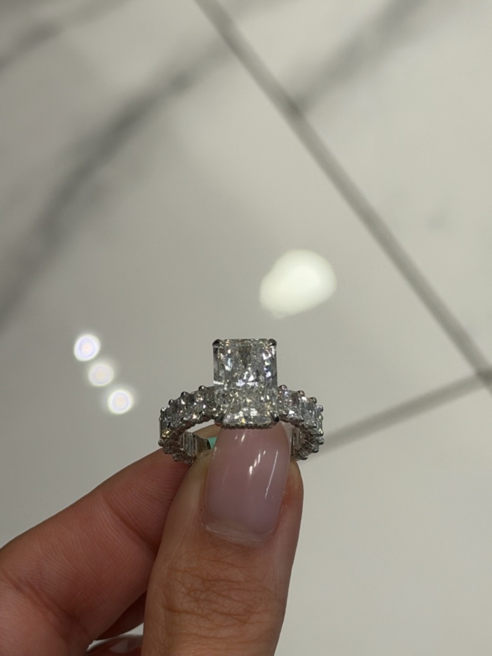 White Gold, Lab Diamonds Engagement Ring - Sparkling Clear